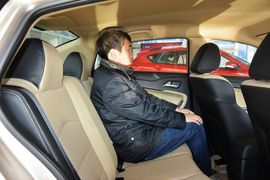 2015款海马第四代福美来1.6L手动品尚型