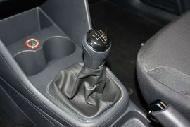 2014款大众POLO 180手动舒适版