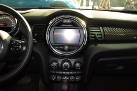 2014款MINI COOPER S Fun 2.0T