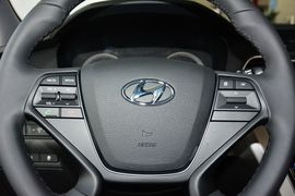 2015款现代索纳塔九 1.6T GS时尚型