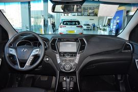 2015款现代全新胜达2.4L自动两驱智能型