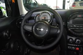 2015款MINI 1.2T ONE 五门版