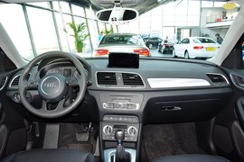 2015款奥迪Q3 35TFSI 300万纪念舒享版
