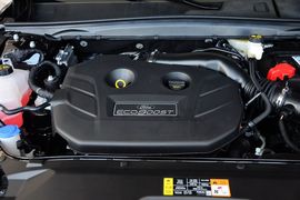 2015款福特金牛座2.0L GTDi时尚型