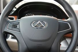 2016款上汽大通MAXUS G10 2.0T手动精英版