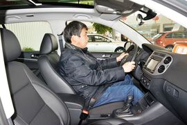 2015款大众途观1.8TSI手自一体两驱豪华版