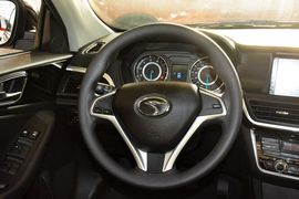 2015款东南V5 plus 1.5L手动智趣型