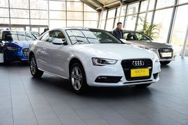 2016款奥迪A5双门 45TFSI进取型