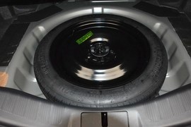 2013款福特蒙迪欧2.0L GTDi200豪华型