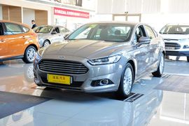 2013款福特蒙迪欧2.0L GTDi200豪华型