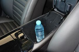 2013款福特蒙迪欧2.0L GTDi200豪华型