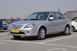 2010款海马福美来1.6L手动豪华型