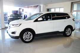 2015款福特锐界2.0T GTDi两驱铂锐型（7座）