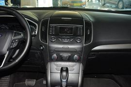 2015款福特锐界2.0T GTDi两驱铂锐型（7座）