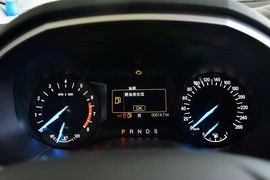 2015款福特锐界2.0T GTDi两驱铂锐型（7座）