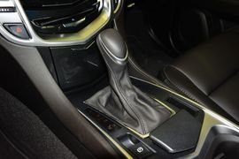 2015款凯迪拉克SRX 3.0L舒适型