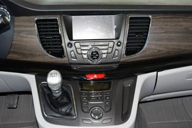 2014款江淮瑞风M5 2.0T手动商务版