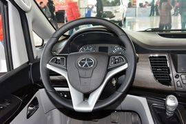 2014款江淮瑞风M5 2.0T手动商务版