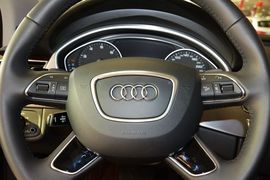 2014款奥迪A8L 45TFSI quattro舒适型