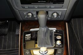 2016款奥迪A7 50TFSI quattro舒适型