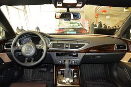 2016款奥迪A7 50TFSI quattro舒适型