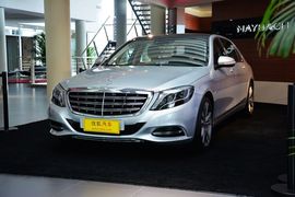 2015款梅赛德斯迈巴赫S400 4MATIC