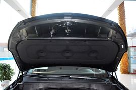 2015款现代格锐2.0T 7座两驱领先版