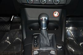 2014款奥迪A3 Limousine 35TFSI自动时尚
