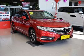 2015款本田思铂睿2.4L尊贵版