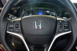 2015款本田思铂睿2.4L尊贵版