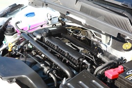 2016款奇瑞艾瑞泽5 1.5T手动领臻版