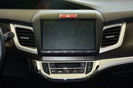 2016款本田杰德1.8L CVT豪华版 5座