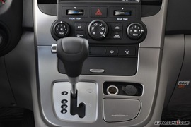 起亚VQ威客2.7L手自一体豪华型