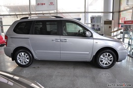 起亚VQ威客2.7L手自一体豪华型