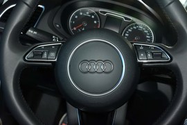 2015款奥迪Q3 quattro百万纪念乐享版