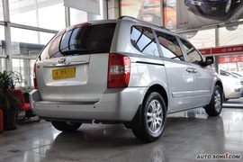 起亚VQ威客2.7L手自一体豪华型