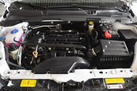 2016款奇瑞艾瑞泽5 1.5T手动领锐版
