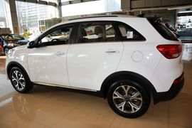 2015款起亚KX3傲跑 1.6L自动两驱PRM