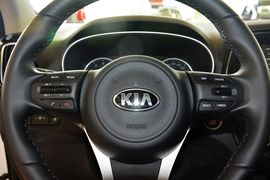 2015款起亚KX3傲跑 1.6L自动两驱PRM
