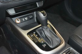 2015款起亚KX3傲跑 1.6L自动两驱PRM