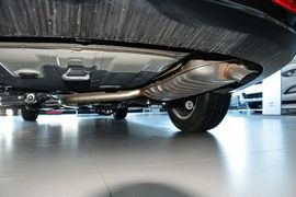 2015款现代索纳塔八 经典 2.0L自动领先版