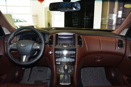2015款英菲尼迪QX50 2.5L悦享版