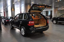 2010款保时捷卡宴S 4.8L 标准版