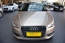 2015款奥迪A3 Sportback 300万纪念智领版