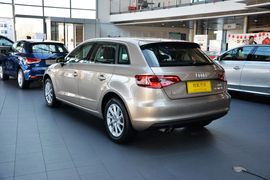 2015款奥迪A3 Sportback 300万纪念智领版