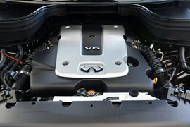2015款英菲尼迪QX50 2.5L舒适版