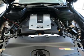 2015款英菲尼迪QX50 2.5L舒适版
