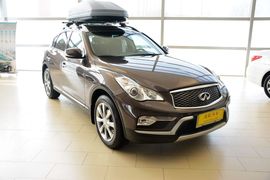 2015款英菲尼迪QX50 2.5L舒适版