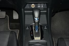 2016款本田杰德1.8L CVT豪华尊享版 5座