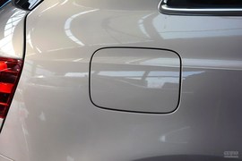2015款奥迪Q3 35TFSI quattro纪念舒享版
